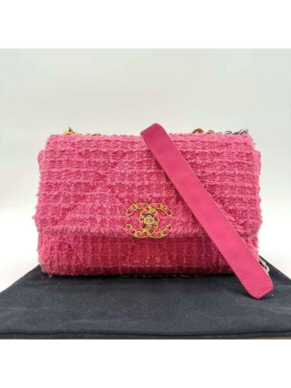Chanel 19 Shoulder Bag Tweed CC Logo Turnlock